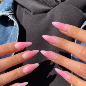 Prestation aura nails rose clair et rose foncé sur ongles longs